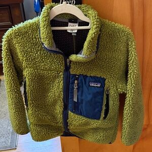 Patagonia Olive Green Sherpa Fleece Jacket with Navy Chest Pocket